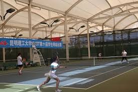 退役半年，31岁皇马名宿转型：创办足球学校，培训1800孩子